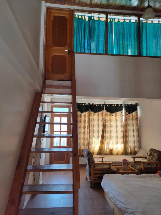 Hotel Bhrigu مايالي المظهر الخارجي الصورة